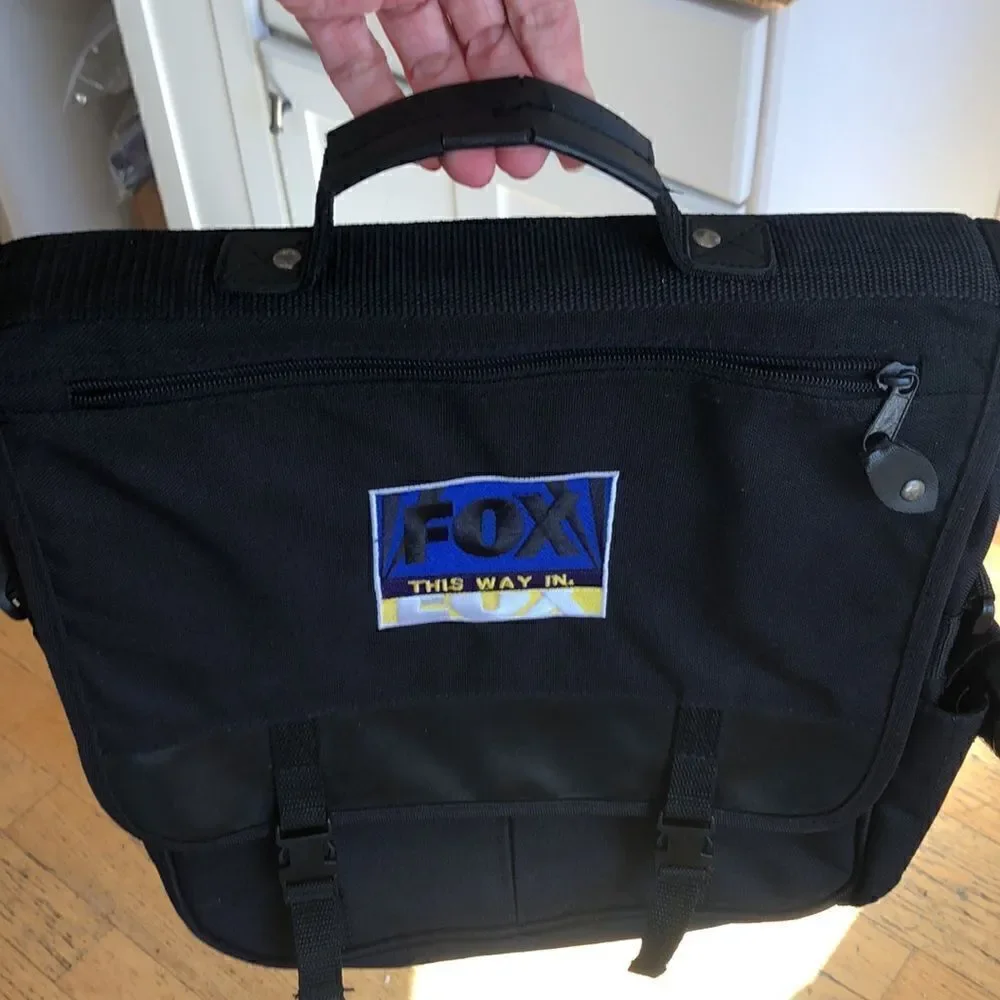 Fox 🦊 Gear Security Tote Organizational Compartments Inside/outside Handle